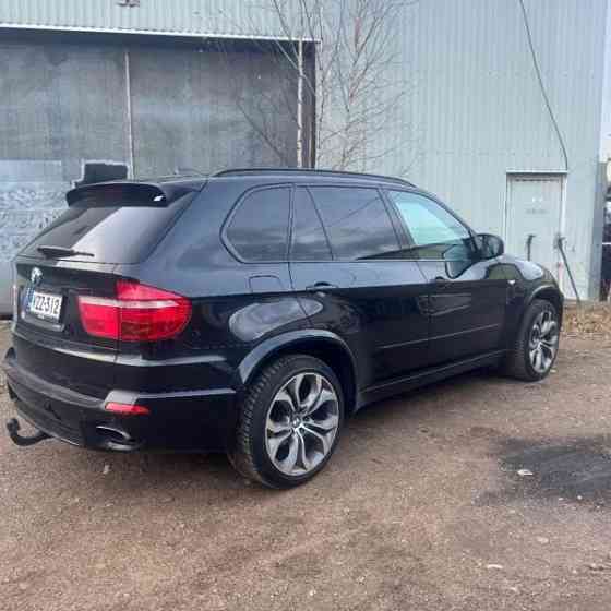 BMW X5 Коувола