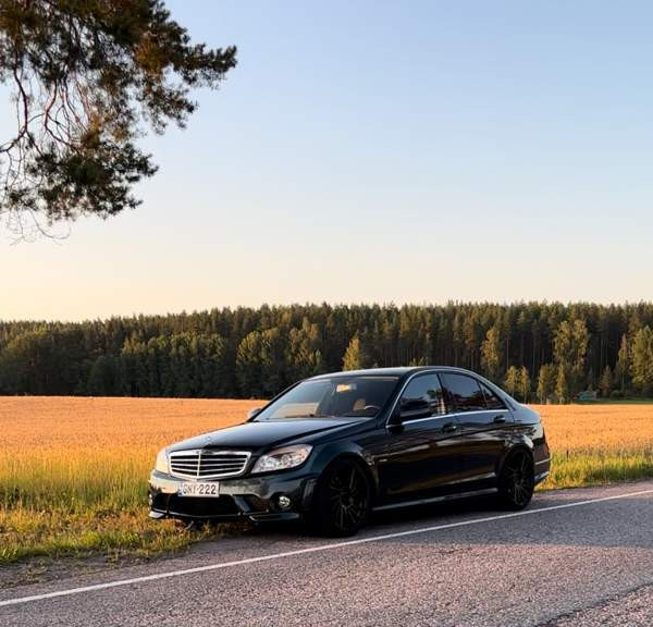 Mercedes-Benz C Вантаа - изображение 1