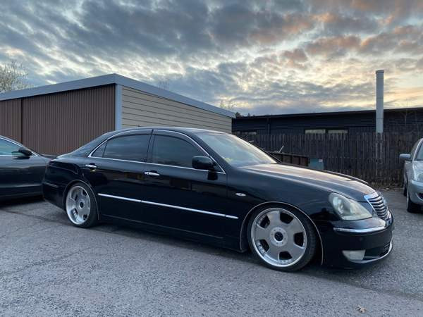 Toyota Crown Турткуль - изображение 2