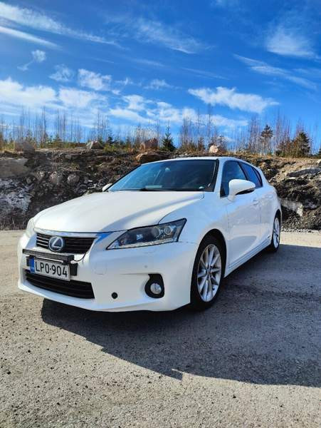 Lexus CT Ювяскюля - изображение 5