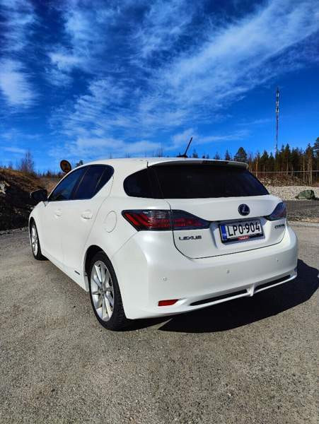Lexus CT Ювяскюля - изображение 6