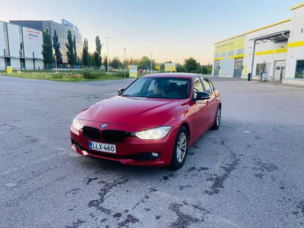 BMW 320 Vantaa - valokuva 2