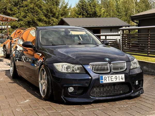 BMW 330 Вантаа - изображение 1