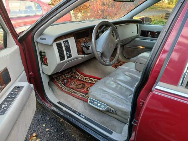 Cadillac Brougham Коувола - изображение 2