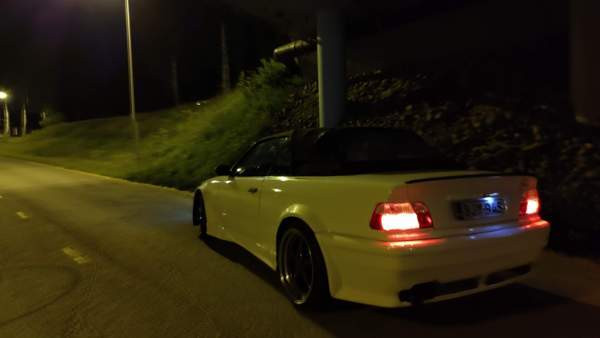 BMW 325 Pihtipudas - valokuva 2