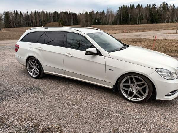 Mercedes-Benz E Glebychevo – foto 6