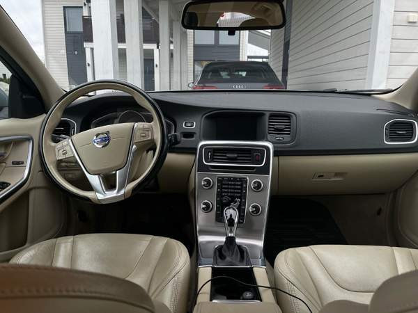 Volvo S60 Oulu - valokuva 6