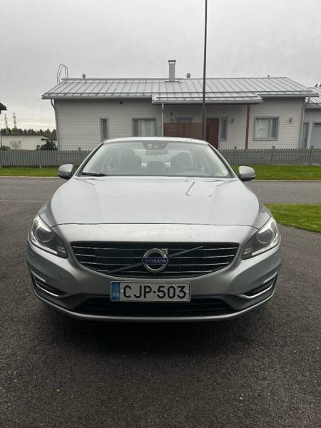 Volvo S60 Oulu - valokuva 2