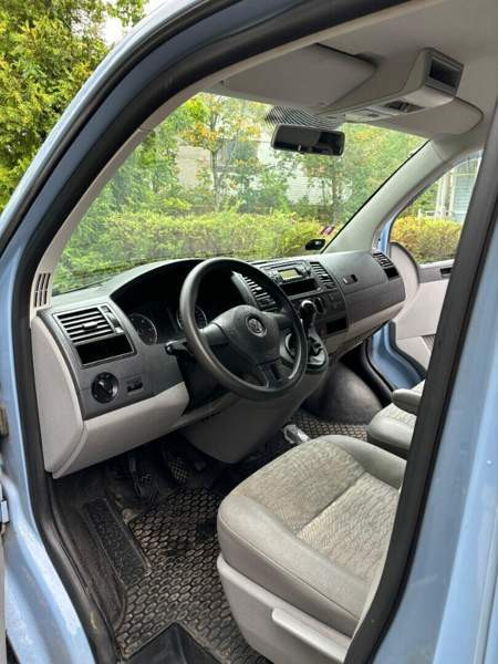 Volkswagen Transporter Vantaa - valokuva 6