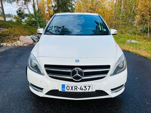 Mercedes-Benz B Naantali - valokuva 4