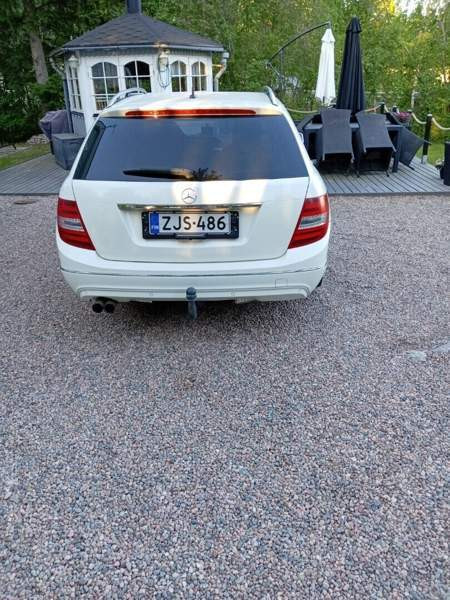 Mercedes-Benz C Glebychevo - valokuva 2