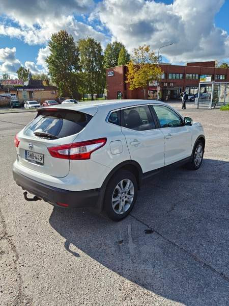 Nissan Qashqai Vantaa - valokuva 3