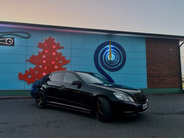 Mercedes-Benz E Zaporiz'ka Oblast' - valokuva 2