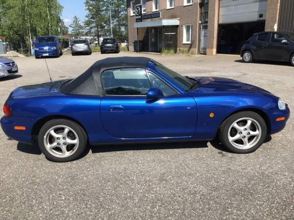 Mazda MX-5 Tuusula - valokuva 3