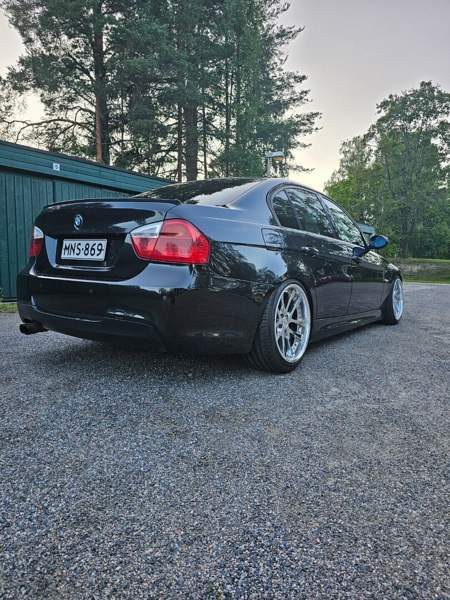 BMW 330 Jyväskylä - valokuva 4