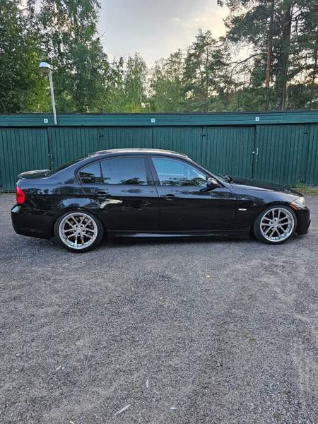 BMW 330 Jyväskylä - valokuva 3