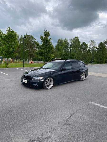 BMW 330 Vähäkyrö – foto 3
