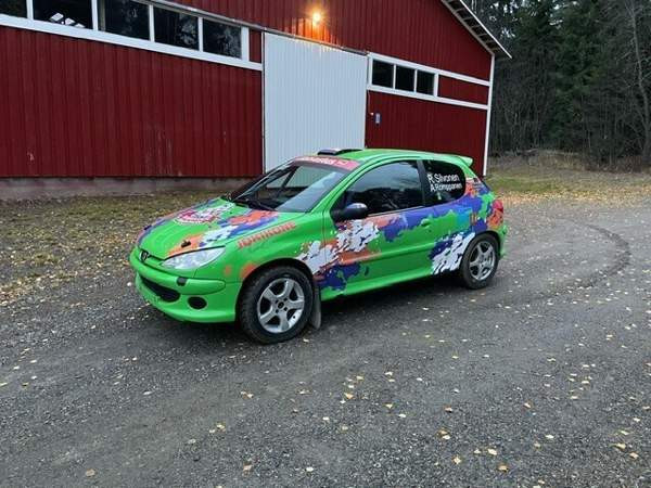 Peugeot 206 Йоэнсуу - изображение 3