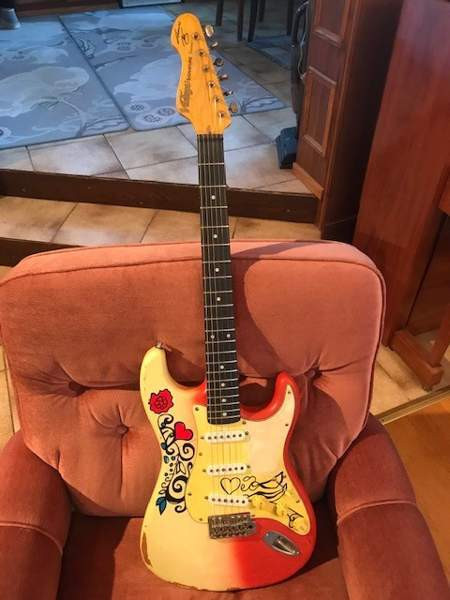 Vintagen Thomas Blug Stratocaster osina Киркконумми - изображение 1