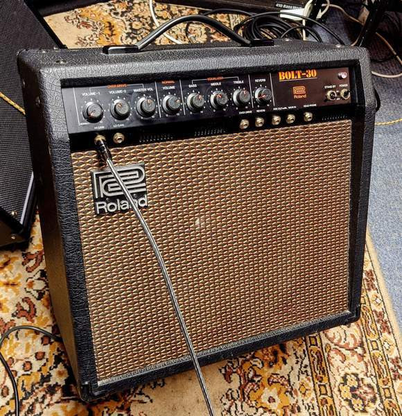 Roland Bolt-30 putkivahvistin Oulu - valokuva 1