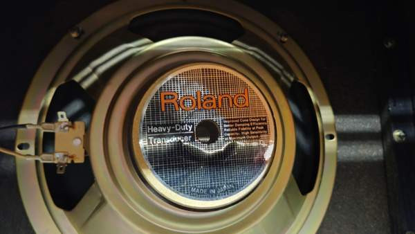 Roland Bolt-30 putkivahvistin Oulu - valokuva 3