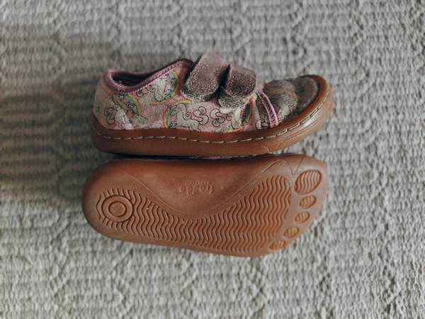 Froddon paljasjalkakengät (24) Vantaa - valokuva 1