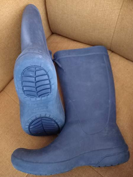 Crocs saappaat Helsinki – foto 1