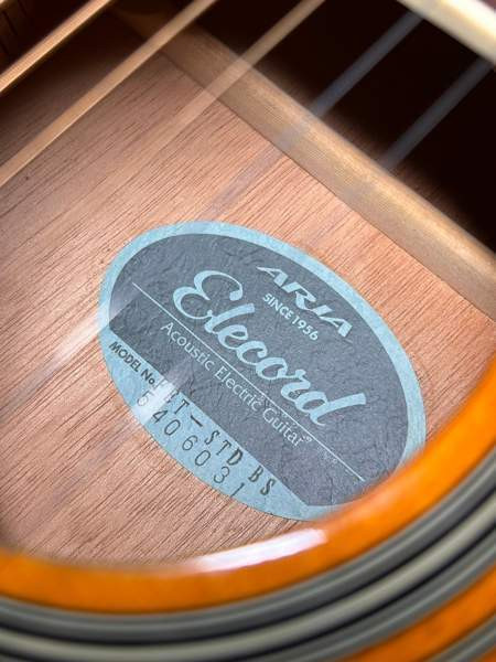 Elekro-akustinen Kitara (ARIA Elecord BS) Espoo – foto 4