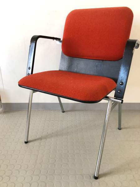 Myydän 6 tai 12 kpl Yrjö Kukkapuron Avarte tuoleja, ruosteenpunainen Loviisa – foto 1