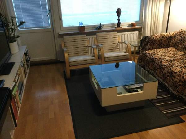 Kaksi Alvar Aallon nojatuolia Helsinki – foto 1