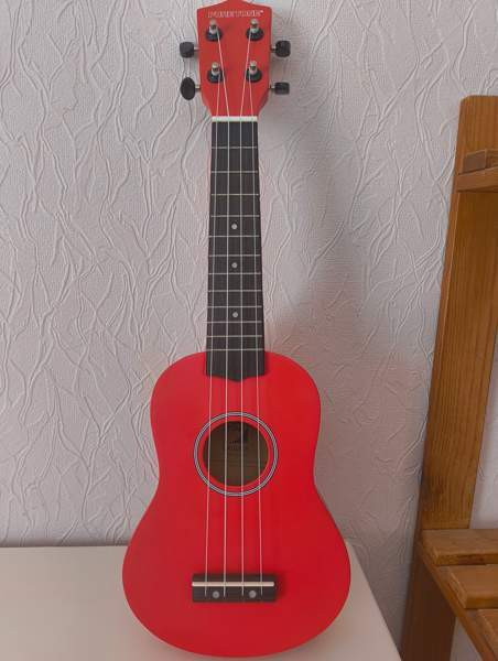 Ukulele Pielavesi – foto 1