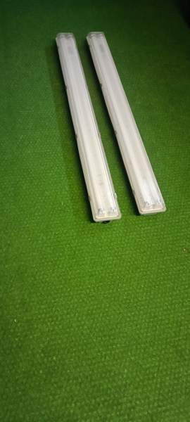 Loisteputkivalaisin 4 kpl (yht. 30€) Akaa - valokuva 2