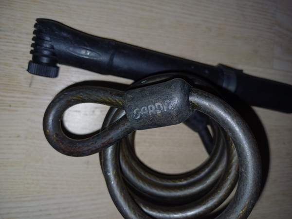 Lukitusvaijeri ja pumppu Helsinki - изображение 2