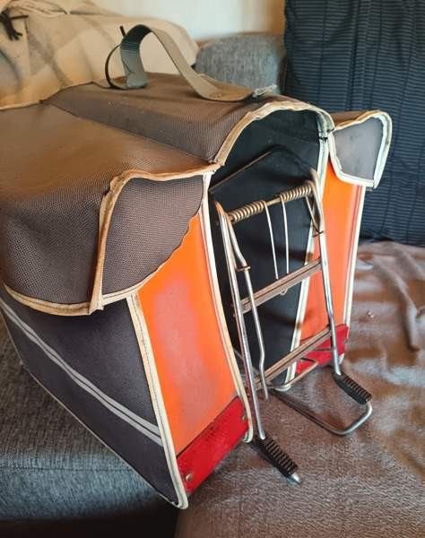 Pyörälaukut/1960-luku +tavarateline Naantali – foto 2