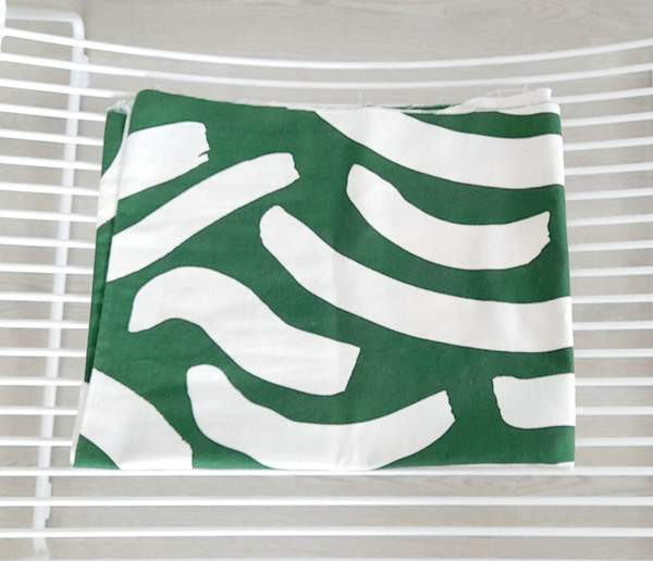 Uusi Marimekko Hyräily -kangas Turku – foto 1