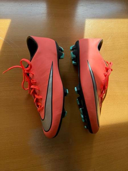 Kerran käytetyt Nike Mercurial Jalkapallo kengät Nokia - valokuva 3