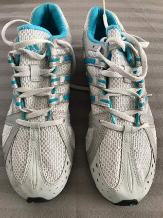 Uudet Adidas lenkkarit koko 40,5 Helsinki - photo 3