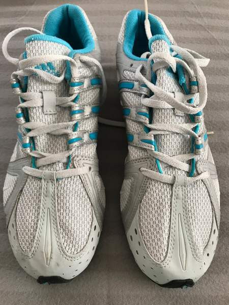 Uudet Adidas lenkkarit koko 40,5 Helsinki - valokuva 3