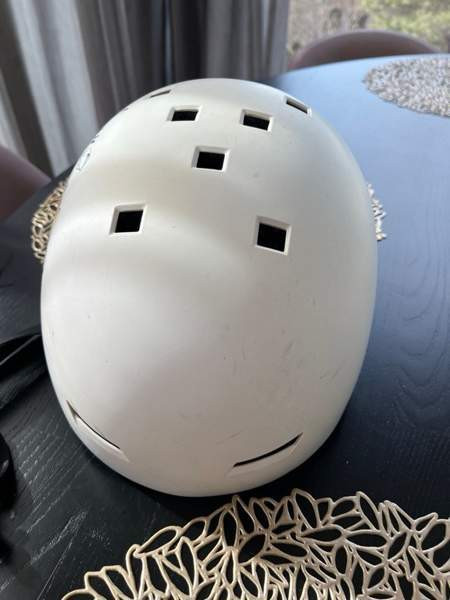 Skate - ja pyöräilykypärä Warp koko 56-58 Espoo - valokuva 2