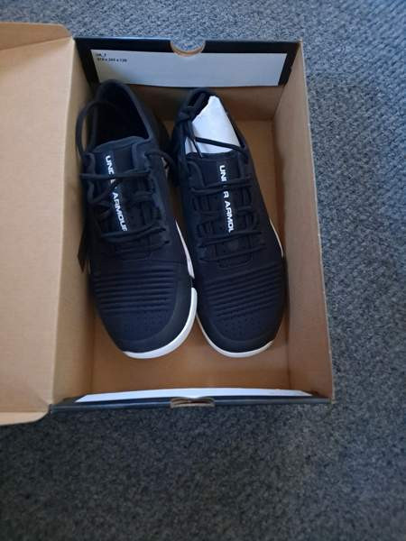 Under armour treenikengät,41 Varkaus - photo 1