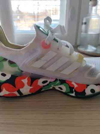 Adidas X Marimekko Ultraboost juoksukengät 39 1/3 Jyvaeskylae