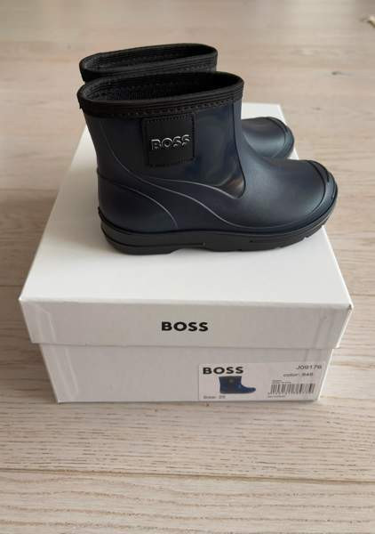 Hugo Boss kumisaappaat Oulu - valokuva 2