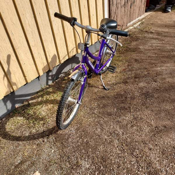 Helkama Soma Tuusula - valokuva 2