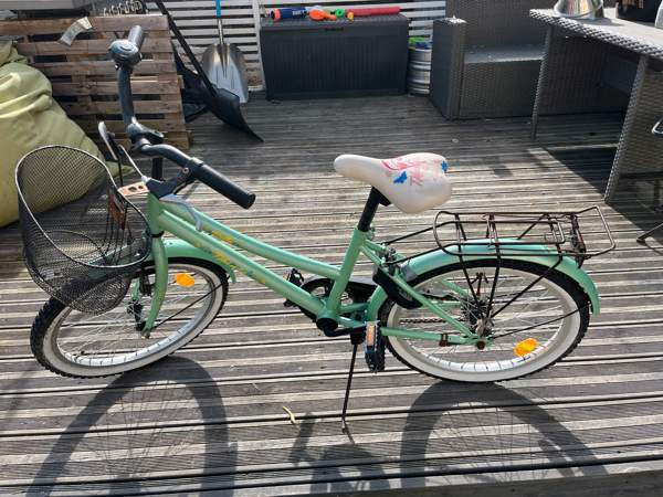 Tyttöjen polkupyörä 20” Jaervenpaeae - photo 1