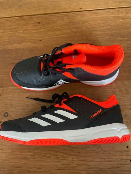 Sisäpelikengät Adidas koko 38 Espoo – foto 4