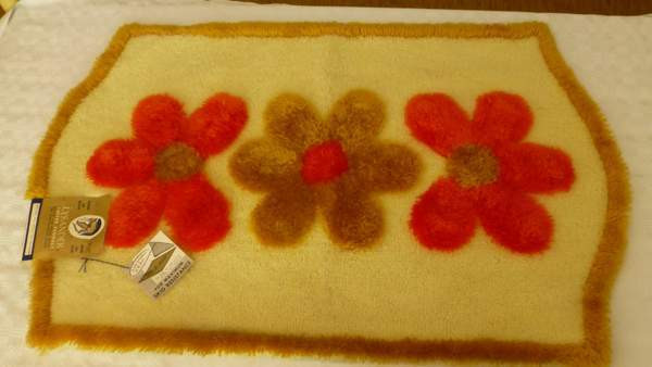 WC-PYTYN päälinen JA KYLPYHUONEEN MATTO Lahti – foto 2