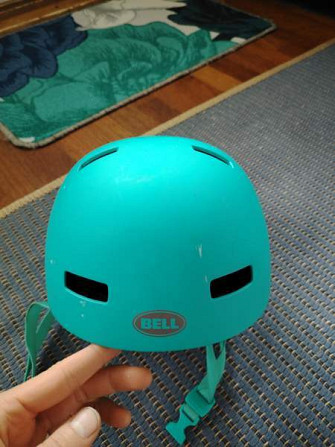 Bell kypärä (M / 55-59cm) Туусула - изображение 2