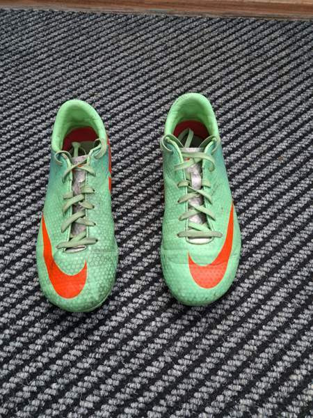 Nappikset Laukaa - valokuva 1