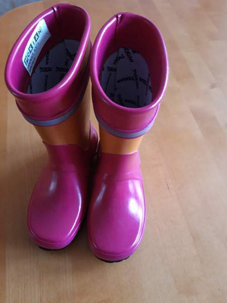 Kumisaappaat. Vantaa - valokuva 1