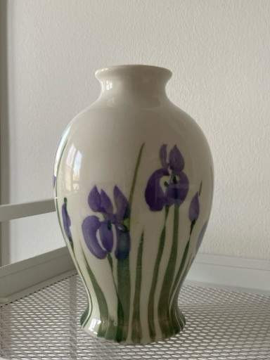 Posliininen maljakko Рованиеми - изображение 1